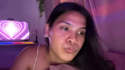 Snapshot of caylineaddison chatting on July 20, 9:23 am The Queen Named ADDISON online show from July 20, 9:23 am