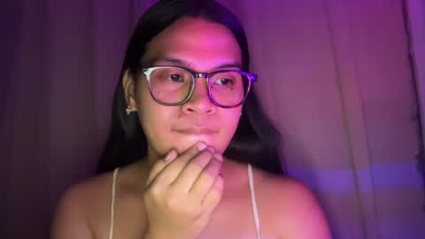 Snapshot of caylineaddison chatting on July 21, 5:48 pm The Queen Named ADDISON online show from July 21, 5:48 pm