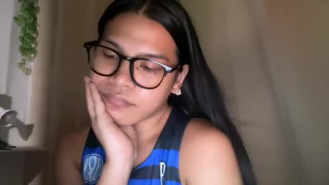 Snapshot of caylineaddison chatting on July 28, 11:17 am The Queen Named ADDISON online show from July 28, 11:17 am
