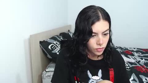 cazadora80s online show from December 10, 12:28 am