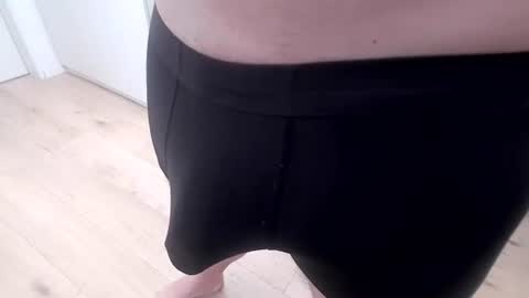 cb_cj online show from June 18, 6:24 am
