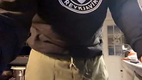 Snapshot of cbgbabc chatting on February 25, 10:47 am cbgbabc online show from February 25, 10:47 am