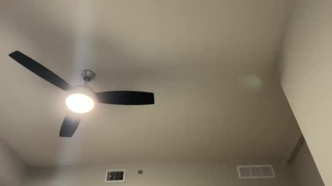 Snapshot of cboyy20 chatting on February 21, 7:09 am cboyy20 online show from February 21, 7:09 am