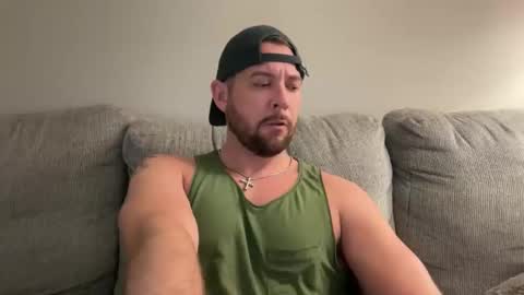 Snapshot of cboyy20 chatting on April 6, 1:25 am cboyy20 online show from April 6, 1:25 am