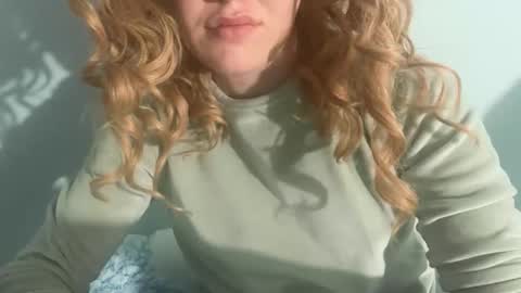 Snapshot of cclavender chatting on February 26, 1:04 am Claire online show from February 26, 1:04 am