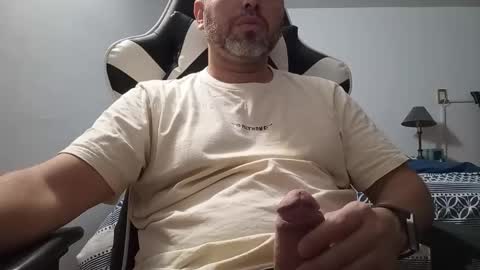 Snapshot of ccmhp1 chatting on April 9, 2:22 am Tomys online show from April 9, 2:22 am