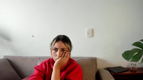 Snapshot of ccuteass chatting on March 12, 4:24 pm ccuteass online show from March 12, 4:24 pm