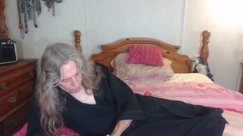 Jackie online show from October 8, 10:24 am