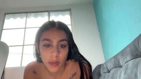 Snapshot of ceci1218 chatting on October 17, 8:11 pm ceci1218 online show from October 17, 8:11 pm