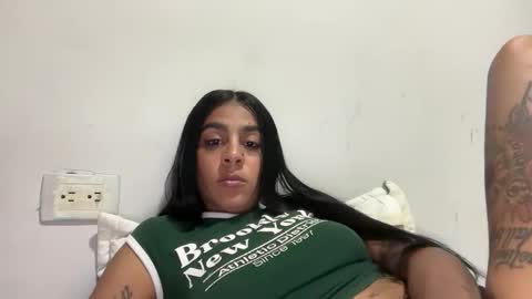 Snapshot of ceci1218 chatting on March 27, 5:02 am ceci1218 online show from March 27, 5:02 am