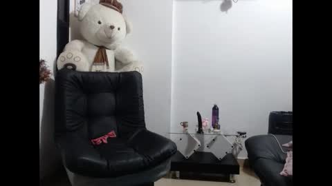 ceci online show from September 14, 1:27 am