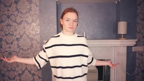 Snapshot of cecillecolgate chatting on November 28, 7:00 am Cristy online show from November 28, 7:00 am