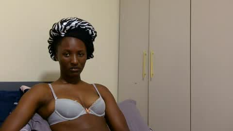 cee_queen online show from July 14, 10:48 pm