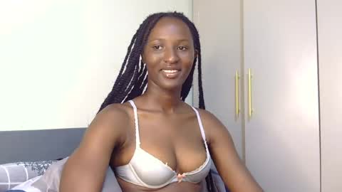 cee_queen online show from July 30, 10:14 am