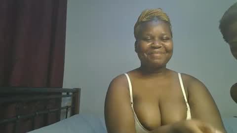 Snapshot of ceepretty25 chatting on February 24, 12:14 pm ceepretty25 online show from February 24, 12:14 pm