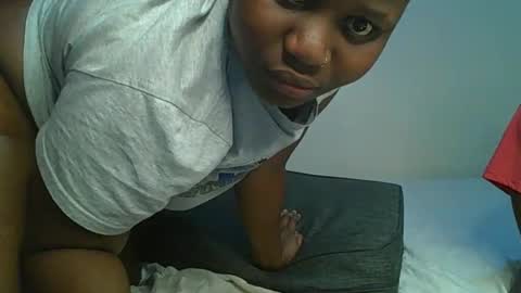 Snapshot of ceepretty25 chatting on February 26, 12:53 am ceepretty25 online show from February 26, 12:53 am