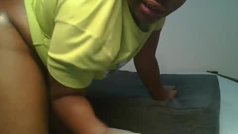 Snapshot of ceepretty25 chatting on April 1, 1:17 am ceepretty25 online show from April 1, 1:17 am