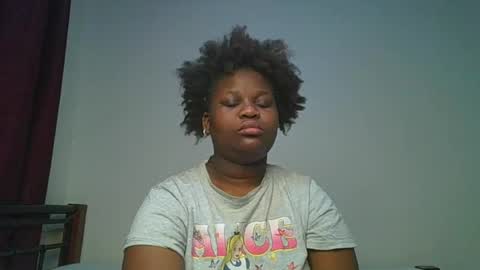 ceepretty25 online show from June 18, 12:11 am