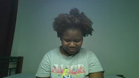 ceepretty25 online show from July 18, 12:37 am