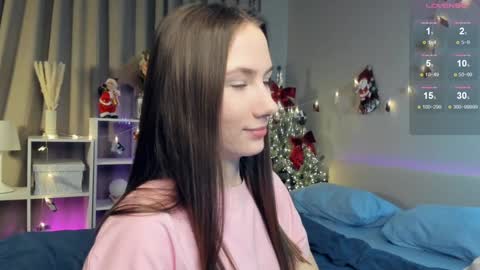 Snapshot of cel1ne_secret chatting on January 17, 11:40 pm Josie Manesi online show from January 17, 11:40 pm