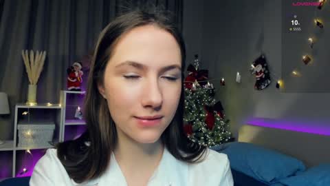 Snapshot of cel1ne_secret chatting on January 25, 7:18 pm Josie Manesi online show from January 25, 7:18 pm