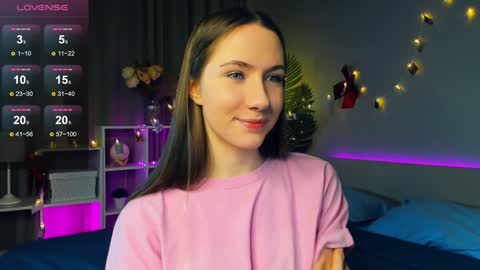 Snapshot of cel1ne_secret chatting on February 8, 7:16 pm Josie Manesi online show from February 8, 7:16 pm
