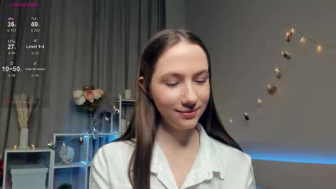 Snapshot of cel1ne_secret chatting on February 20, 7:30 pm Josie Manesi online show from February 20, 7:30 pm