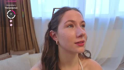 Snapshot of cel1ne_secret chatting on February 13, 6:09 am Josie Manesi online show from February 13, 6:09 am