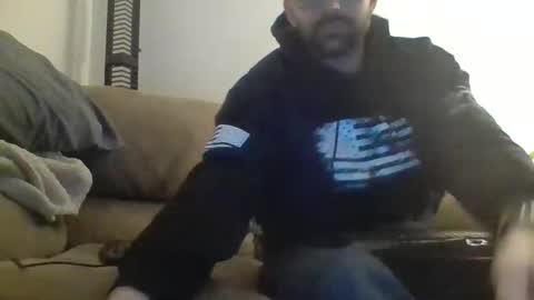 Snapshot of celeb1122 chatting on March 30, 3:18 am celeb1122 online show from March 30, 3:18 am