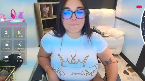 Snapshot of celesstebruce chatting on February 13, 11:04 pm meli online show from February 13, 11:04 pm