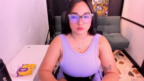 Snapshot of celesstebruce chatting on November 29, 8:45 pm meli online show from November 29, 8:45 pm