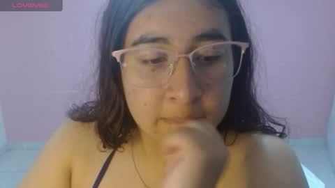Snapshot of celeste817631 chatting on June 25, 1:59 pm celeste817631 online show from June 25, 1:59 pm