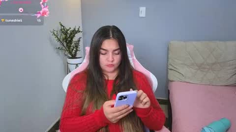 Snapshot of celeste_1star chatting on September 13, 12:54 am celeste_1star online show from September 13, 12:54 am