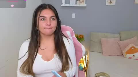 Snapshot of celeste_1star chatting on October 12, 4:17 pm celeste_1star online show from October 12, 4:17 pm