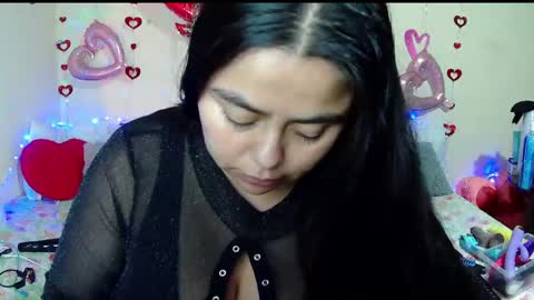 Snapshot of celeste_hotres chatting on June 6, 1:00 am celeste_hotres online show from June 6, 1:00 am