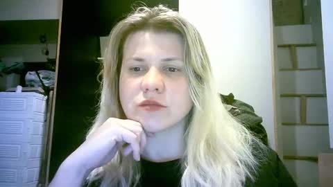 celeste_naughty_ online show from May 21, 10:22 am