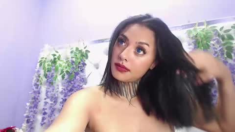 Snapshot of celeste_owen18 chatting on February 4, 10:32 am celeste owen18 online show from February 4, 10:32 am