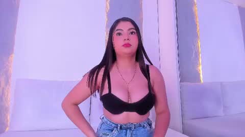 Snapshot of celeste_sky15 chatting on July 16, 7:53 pm Celeste online show from July 16, 7:53 pm