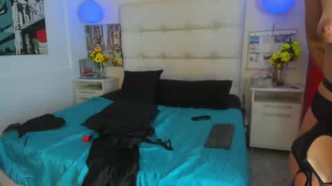 celeste_starsss online show from June 3, 9:12 am