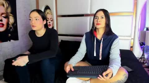 celeste_starsss online show from June 8, 8:53 pm