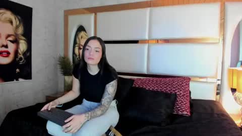 celeste_starsss online show from June 15, 8:44 pm
