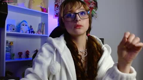 Snapshot of celesteayase chatting on May 9, 2:39 am celesteayase online show from May 9, 2:39 am