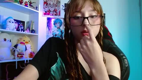 Snapshot of celesteayase chatting on May 29, 1:36 am celesteayase online show from May 29, 1:36 am