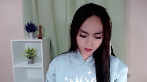 Snapshot of celestegoddessxxx chatting on March 24, 1:27 pm celestegoddessxxx online show from March 24, 1:27 pm