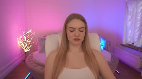 celestenoirr online show from February 11, 7:57 am