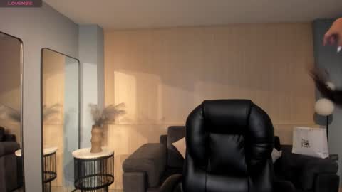 Snapshot of celestepalmer_x chatting on October 27, 8:07 am Celeste online show from October 27, 8:07 am