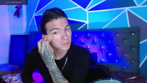 Snapshot of celesteswett chatting on October 22, 1:39 am I am Valentinn online show from October 22, 1:39 am