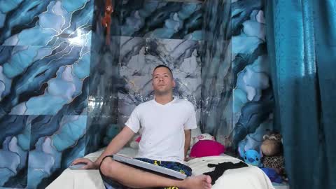 celesteyorucso1 online show from October 14, 10:10 pm