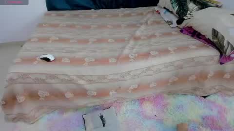 celesteyorucso1 online show from July 4, 8:42 am