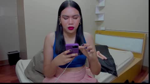 Snapshot of celestinaxisabella chatting on February 26, 1:59 am celestinaxisabella online show from February 26, 1:59 am